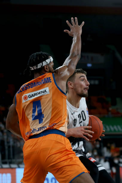 尤其是阿森 尤其是阿森