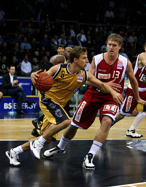 球员市场的 球员市场的